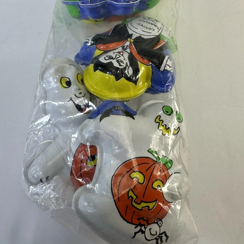 VINTAGE Ullman Co. Halloween Fillable Plastic Party Favors Ghost Skeleton‎